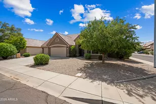 6672 S Vernon Dr, Chandler, AZ 85249 - Photo 2