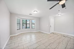6672 S Vernon Dr, Chandler, AZ 85249 - Photo 6