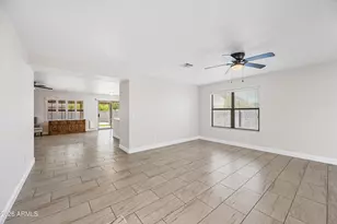 6672 S Vernon Dr, Chandler, AZ 85249 - Photo 4