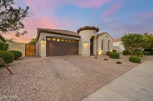 22246 E Cherrywood Dr, Queen Creek, AZ 85142 - Photo 2