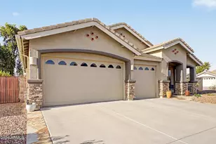 1412 E Jade Dr, Chandler, AZ 85286 - Photo 4