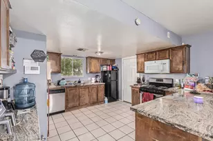 3631 West Myrtle Ave, Phoenix, AZ 85051 - Photo 18