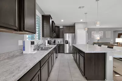 10219 W Lawrence Lane, Peoria, AZ 85345 - Photo 4