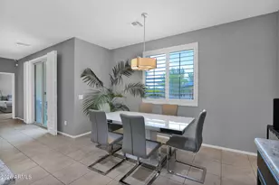10219 W Lawrence Ln, Peoria, AZ 85345 - Photo 6