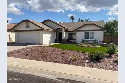 1027 E Hearne Way, Gilbert, AZ 85234 - Photo 1