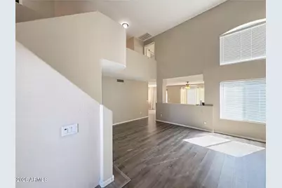 18819 N 39th Way, Phoenix, AZ 85050 - Photo 4