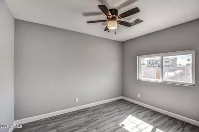 6807 N 61st Avenue, Glendale, AZ 85301 - Photo 16