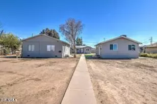 6807 N 61st Ave, Glendale, AZ 85301 - Photo 2
