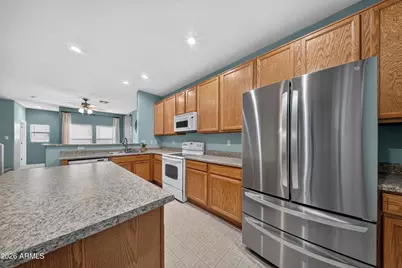 4931 N 109th Avenue, Phoenix, AZ 85037 - Photo 8