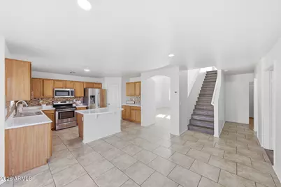 5715 S 17th Avenue, Phoenix, AZ 85041 - Photo 6
