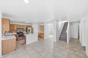 5715 S 17th Ave, Phoenix, AZ 85041 - Photo 6