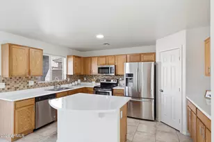 5715 S 17th Ave, Phoenix, AZ 85041 - Photo 10