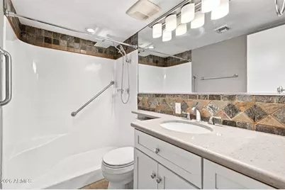 4201 E Camelback Road #31, Phoenix, AZ 85018 - Photo 14