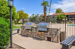 4201 E Camelback Rd, Phoenix, AZ 85018 - Photo 28