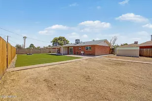 6836 N 33rd Dr, Phoenix, AZ 85017 - Photo 22