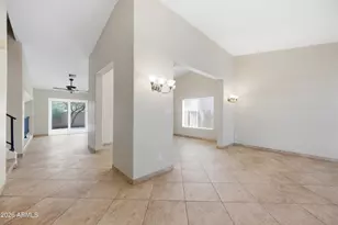 2743 E Verbena Dr, Phoenix, AZ 85048 - Photo 2