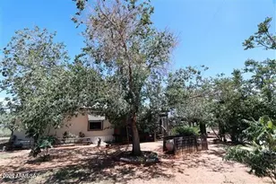 1917 N Montana Rd, Dragoon, AZ 85609 - Photo 12