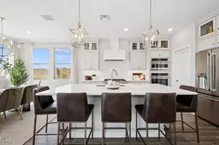 8054 W Loma Ln, Peoria, AZ 85345 - Photo 6