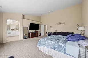 2141 W Ian Dr, Phoenix, AZ 85041 - Photo 24
