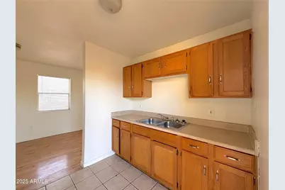 425 N 18th Drive #Apt 3, Phoenix, AZ 85007 - Photo 4