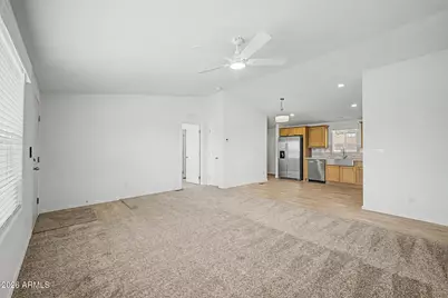 846 S Esperanza Avenue, Mesa, AZ 85208 - Photo 8