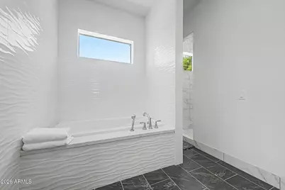 3526 E Hazelwood Street, Phoenix, AZ 85018 - Photo 42
