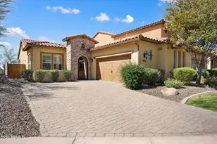 12047 W Red Hawk Dr, Peoria, AZ 85383 - Photo 2