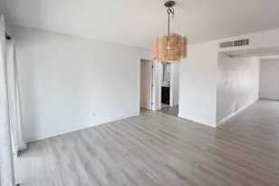 1015 E Concorda Dr, Tempe, AZ 85282 - Photo 4