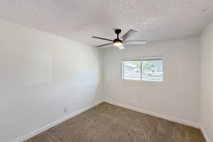 1015 E Concorda Dr, Tempe, AZ 85282 - Photo 8