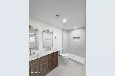 1015 E Concorda Drive, Tempe, AZ 85282 - Photo 12