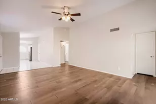 11820 N 75th Dr, Peoria, AZ 85345 - Photo 8