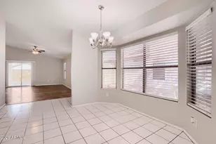 11820 N 75th Dr, Peoria, AZ 85345 - Photo 12