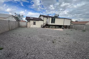 4525 E Alta Vista Rd, Phoenix, AZ 85042 - Photo 28