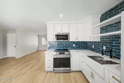 8621 W Turney Avenue, Phoenix, AZ 85037 - Photo 16