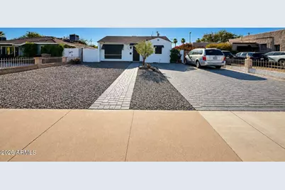 2206 N 15th Avenue, Phoenix, AZ 85007 - Photo 2