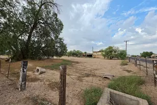 202 3rd Ave E, Buckeye, AZ 85326 - Photo 40