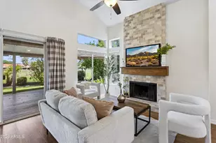 12005 N 40th Way, Phoenix, AZ 85028 - Photo 10