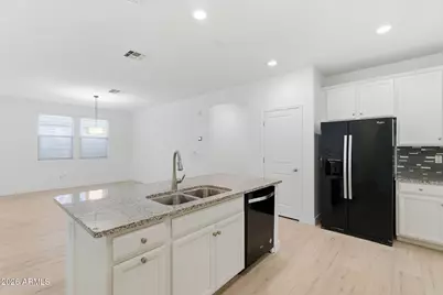 3934 E Constitution Drive, Gilbert, AZ 85296 - Photo 16