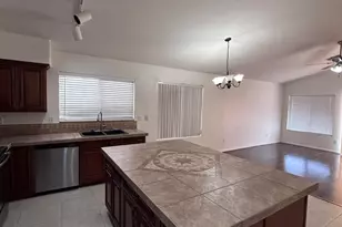 7561 W Cameron Dr, Peoria, AZ 85345 - Photo 10