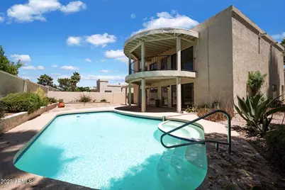 8434 E San Bernardo Drive, Scottsdale, AZ 85258 - Photo 2