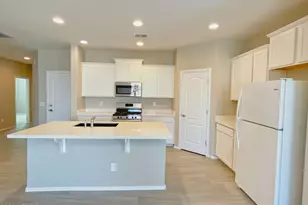 12437 N 174th Ln, Surprise, AZ 85388 - Photo 6