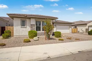 17814 W Medlock Dr, Litchfield Park, AZ 85340 - Photo 2