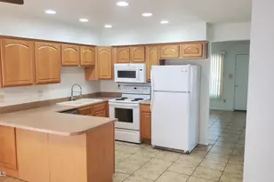 3719 W Hearn Rd, Phoenix, AZ 85053 - Photo 8