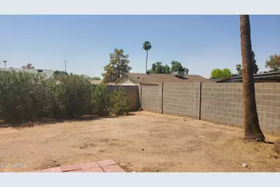 3719 W Hearn Road, Phoenix, AZ 85053 - Photo 22