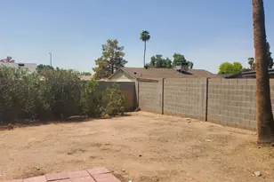 3719 W Hearn Rd, Phoenix, AZ 85053 - Photo 22