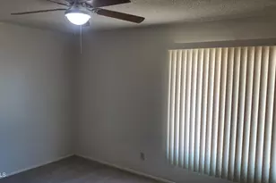 3719 W Hearn Rd, Phoenix, AZ 85053 - Photo 16