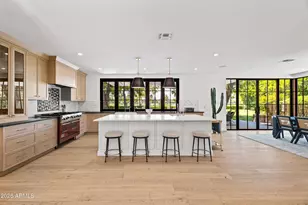 3216 N Manor Dr W, Phoenix, AZ 85014 - Photo 10