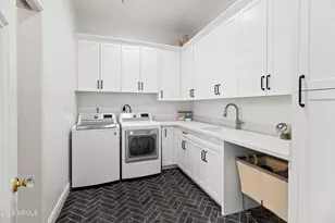3216 N Manor Dr W, Phoenix, AZ 85014 - Photo 40