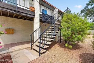 1916 W Morningside Dr, Phoenix, AZ 85023 - Photo 2