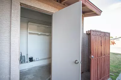 3941 W Wonderview Road, Phoenix, AZ 85019 - Photo 16